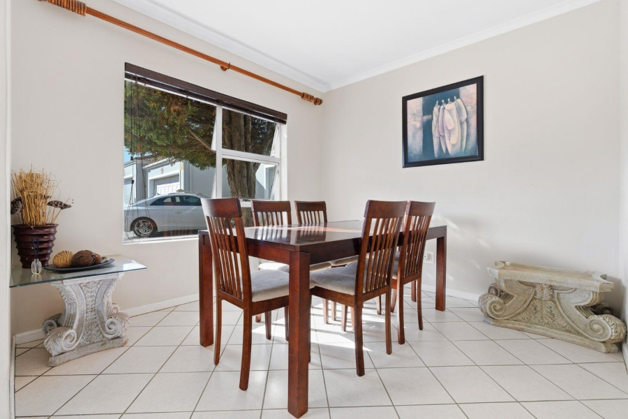 To Let 3 Bedroom Property for Rent in Parklands Western Cape
